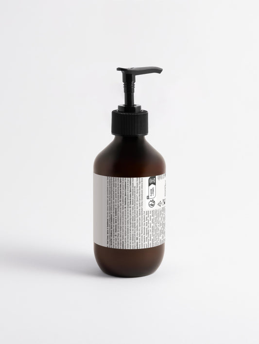 Naturale. Crema Mani Setosa, Spezie & Sandalo